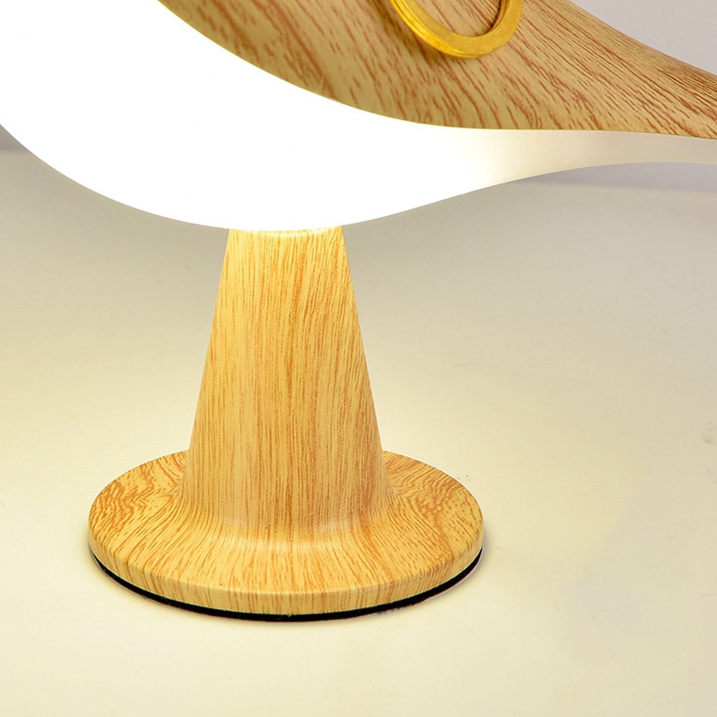 Winged Elegance Tafellamp - Nachtlamp met Vogel Design - Luxe en Functioneel