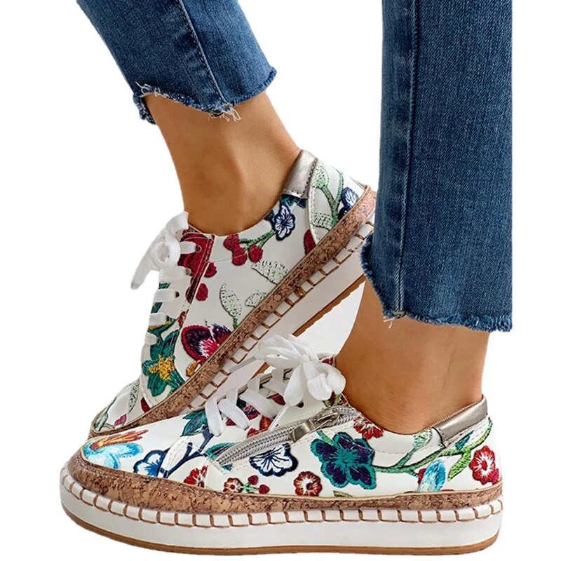 FlowerGrace Vrouwen Schoenen - Trendy en Comfortabel met Bloemenprint