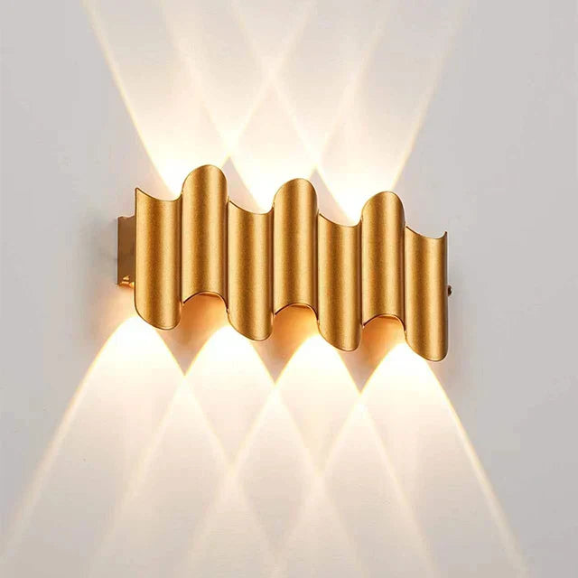 Wave Moderne Wandlamp -  Stijlvolle Verlichting - Zwart en Goud