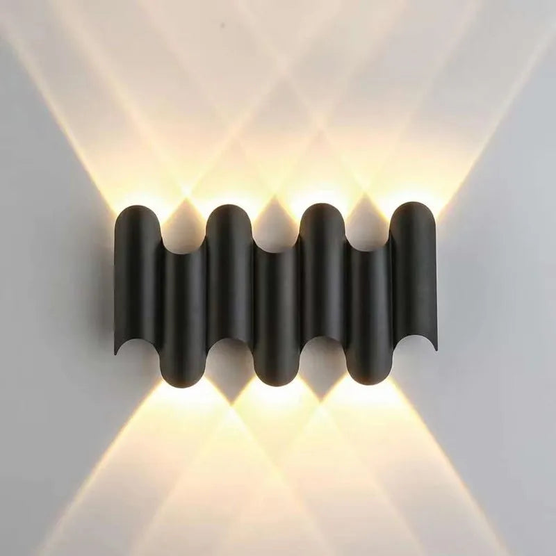 Wave Moderne Wandlamp -  Stijlvolle Verlichting - Zwart en Goud