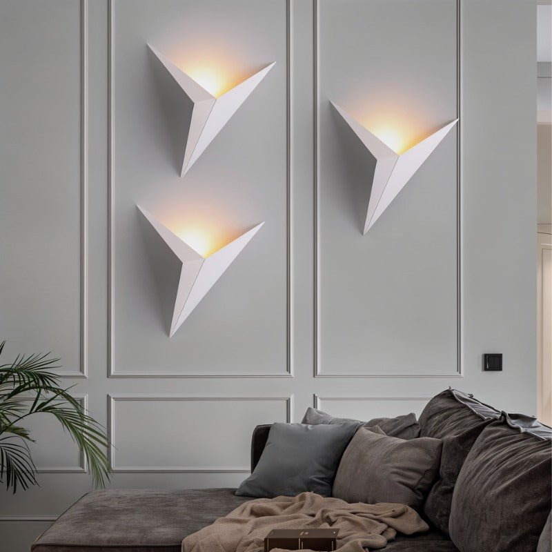 PicoEdge Lamp - Strak Driehoek Design, Voor Een Stijlvolle Woonkamer