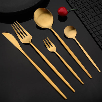 RoyalGlimmer - Gouden Bestek Set - Chic en Verfijnd - Perfect voor Formele Eten