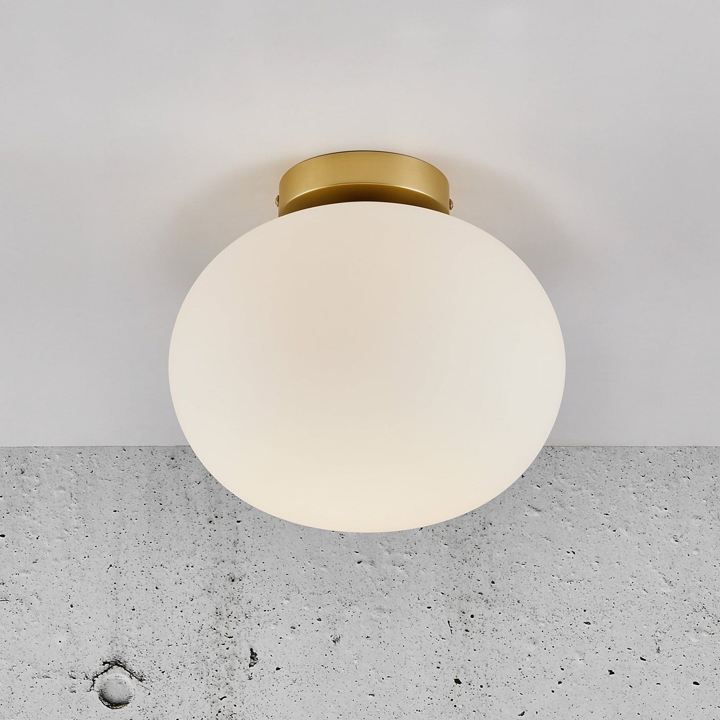 Elegante Bol Plafondlamp - Sfeervolle Verlichting - Opaal en Doorzichtig