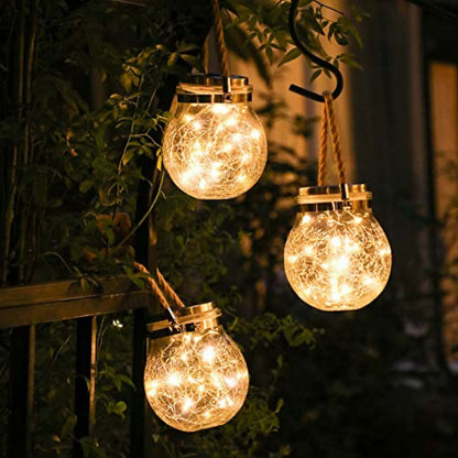 Tuinlamp Kerstbal Design – Zonne-energie en LED Verlichting